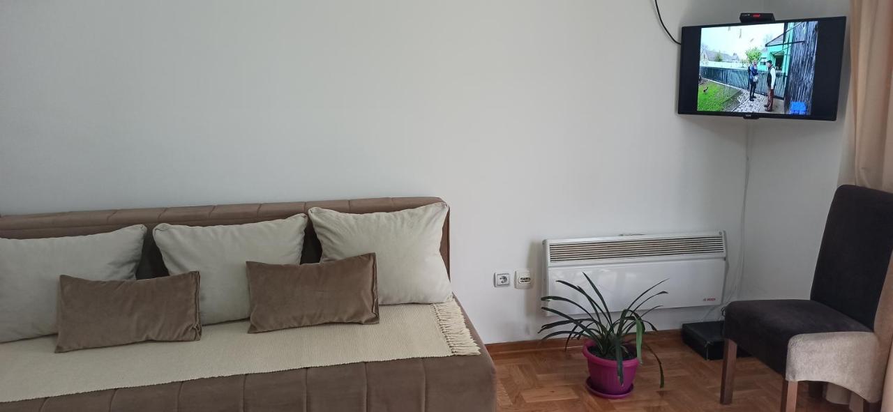 Apartment Laca Vrnjačka Banja Esterno foto