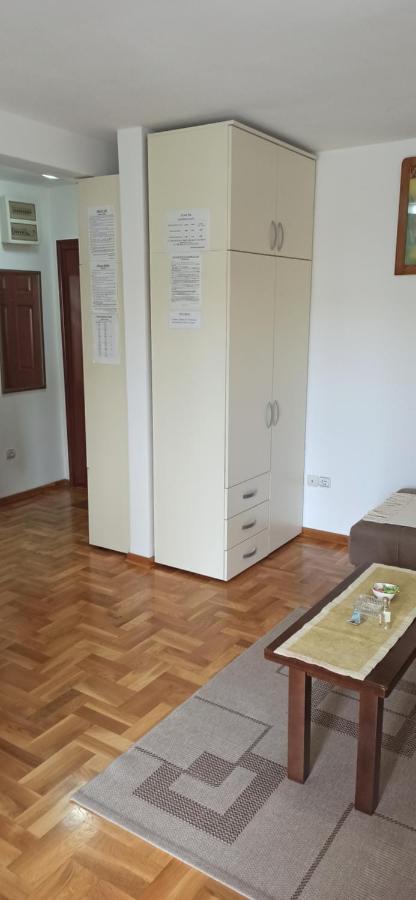 Apartment Laca Vrnjačka Banja Esterno foto