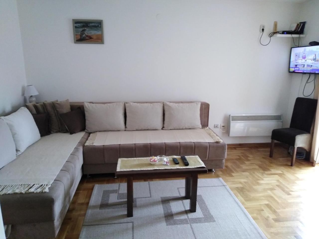 Apartment Laca Vrnjačka Banja Esterno foto