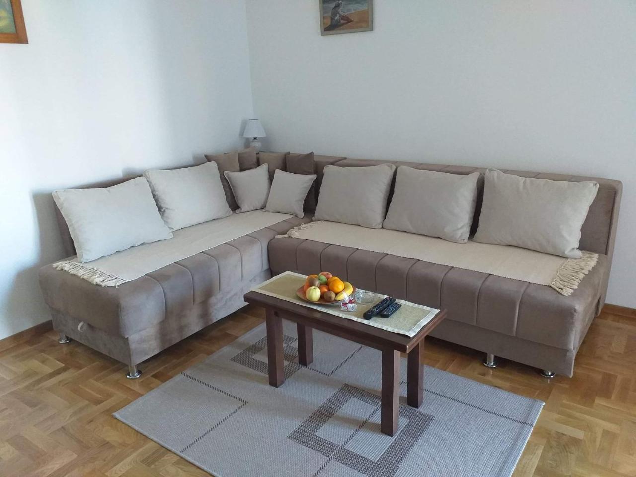 Apartment Laca Vrnjačka Banja Esterno foto